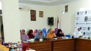 Bedah Buku Kurikulum Ketahanan Keluarga BPKK DPD PKS Kota Semarang: “Membangun Keluarga Harmonis Dan Awet Seperti Formalin”