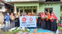 Peringati Hari Ibu, BPKK PKS Banyumanik Gelar Program Bagi Sayur untuk Ibu-ibu